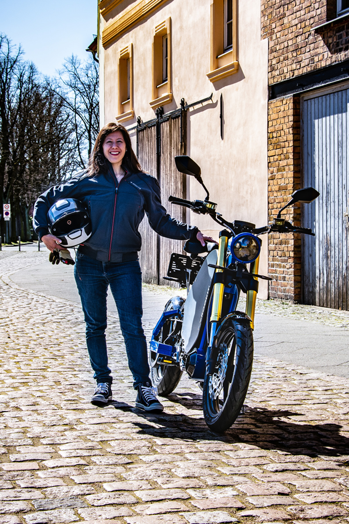 eROCKIT: Das Motorrad der Zukunft startet Online-Vorverkauf