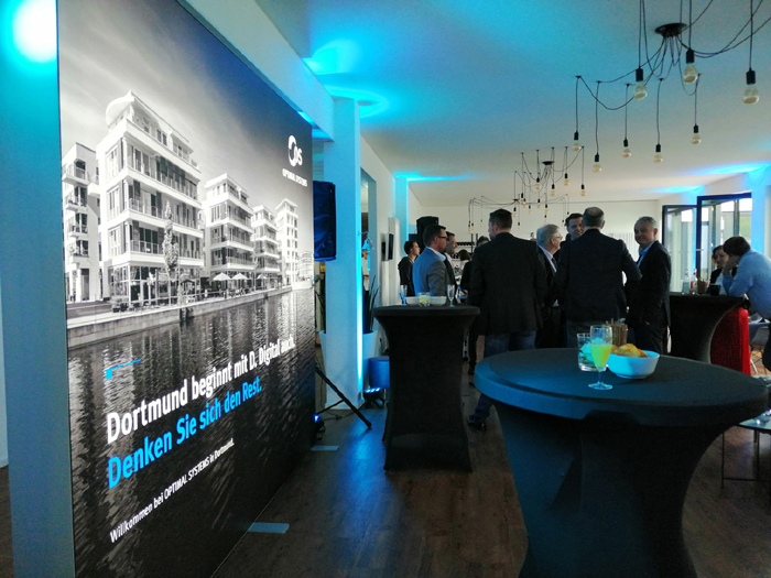 OPTIMAL SYSTEMS feierte in neuen Räumen auf Phoenixsee-Areal