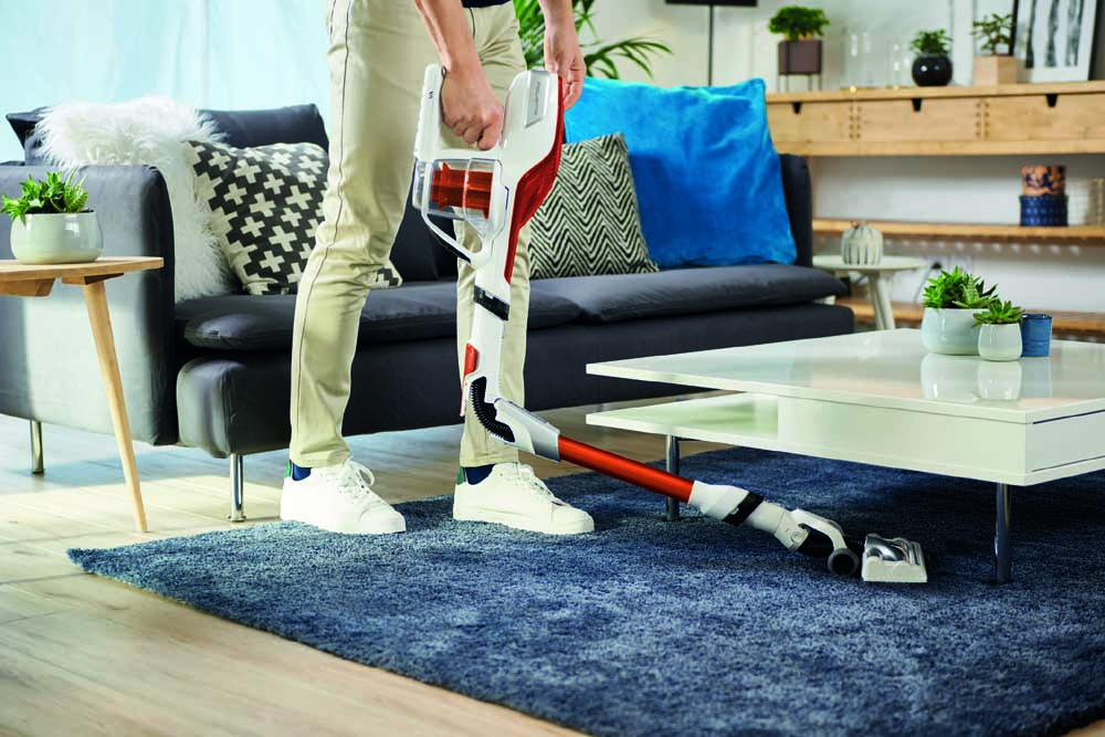 Der neue Akku-Staubsauger Rowenta Air Force Flex mit Flexgelenk