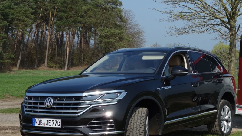 Pferdeanhänger-Zugfahrzeugtest VW Touareg auf Mit-Pferden-reisen.de