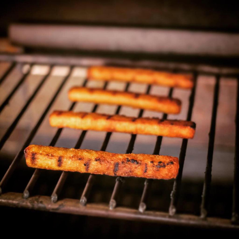 Frittenlove auf dem Grill: Der Beilagenstar des Sommers
