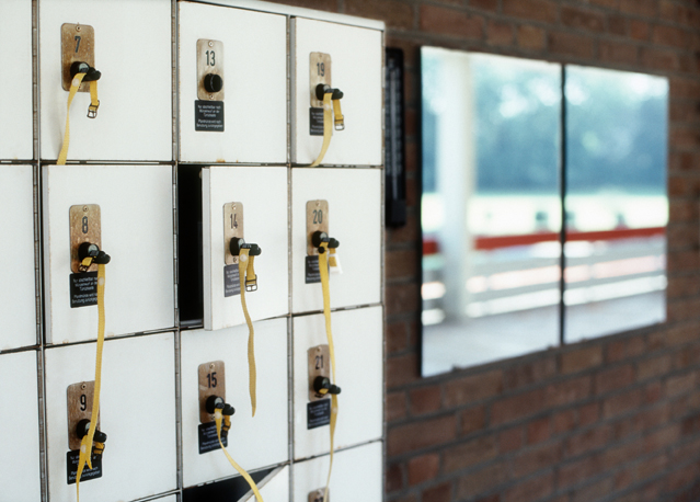 Diebstahl im Schwimmbad – Verbraucherfrage der Woche der ERGO Versicherung