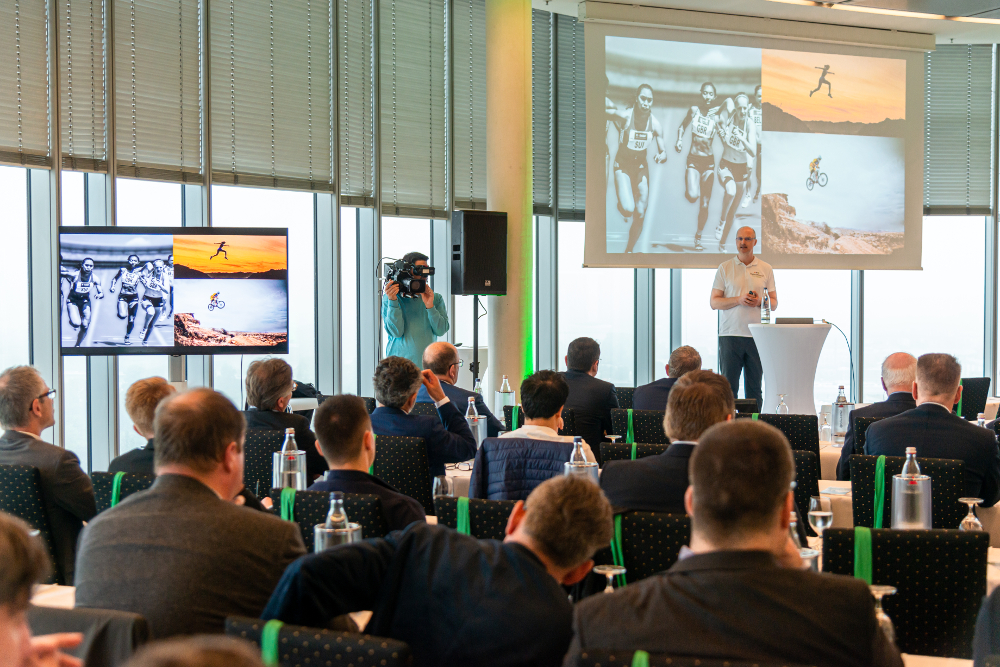 Über 100 Teilnehmer beim Branchentreffen in der Domstadt
