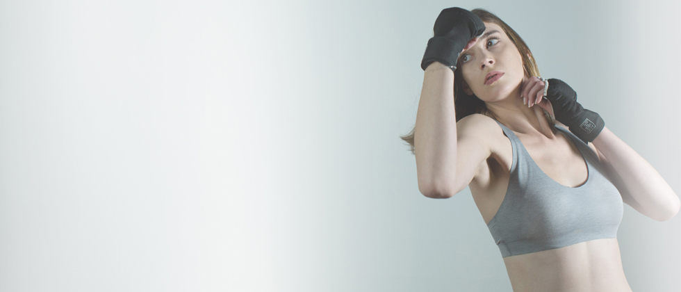 Goodbye, Zwick-BH: Nachhaltiger Komfort mit dem hautpflegenden Bustier von GREY