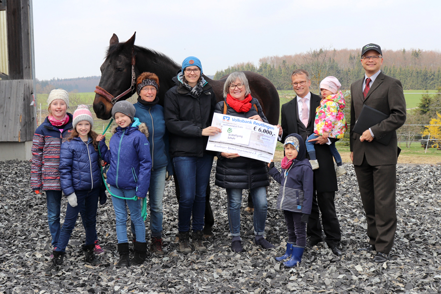 Selbstbewusster Umgang von Kindern mit Hilfe der Pferde