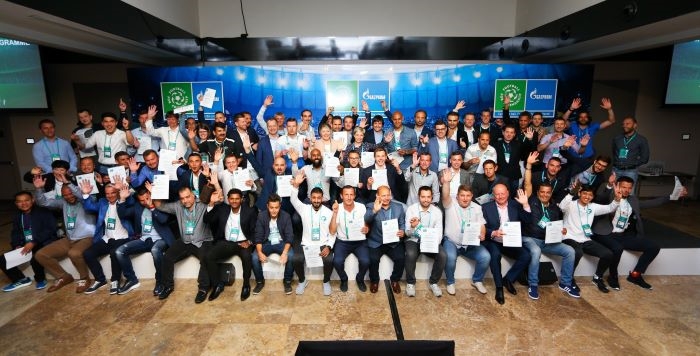 Im Rahmen des Programms „Fußball für Freundschaft“ wurde die Internationale Akademie für Trainer der Kinder-Fußballmannschaften eröffnet