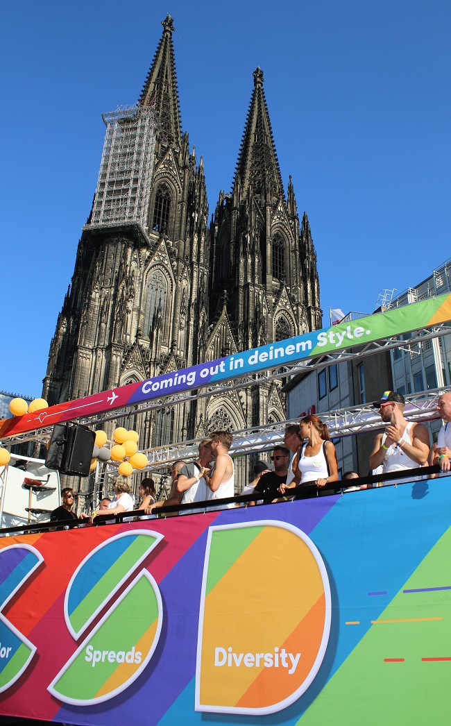 Rossmann erstmals auf dem CSD