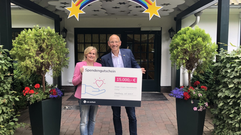 E WIE EINFACH spendet nach Hicycle-Charity Event: 15.000 Euro für das Hamburger Kinder-Hospiz Sternenbrücke