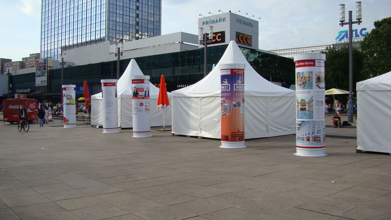 WMT Litfaßsäulen bleiben aktuell für Events
