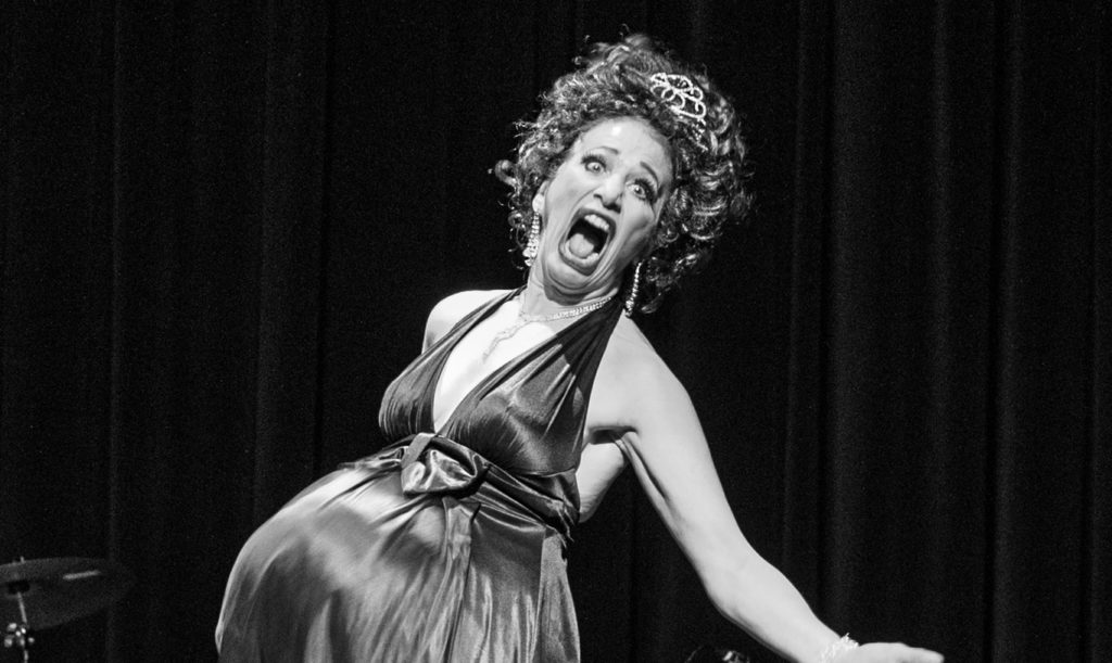 Dinner Show mit Stargast Hilary Chaplain