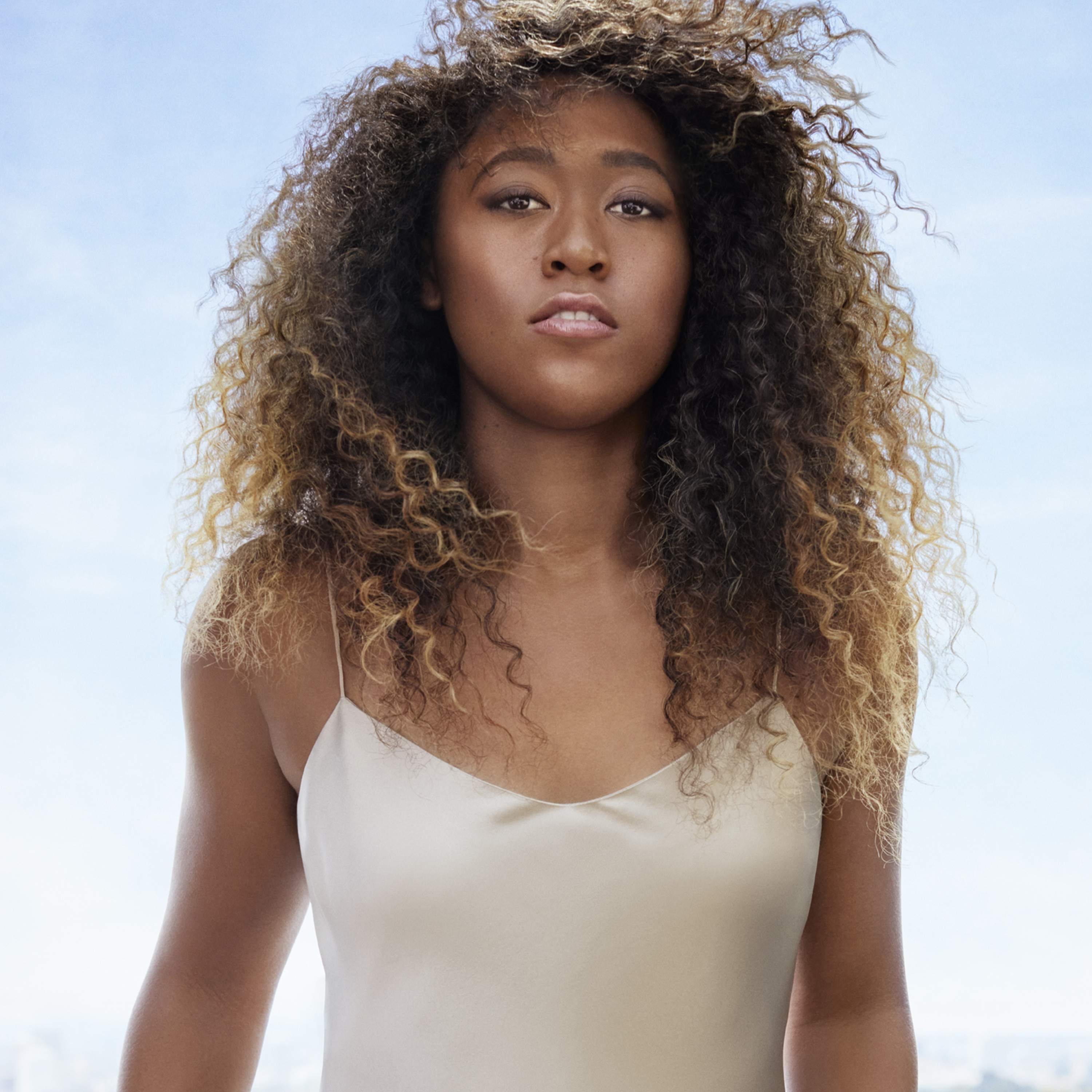 „Grand Slam“-Siegerin, Naomi Osaka,   die neue internationale Markenbotschafterin von bareMinerals