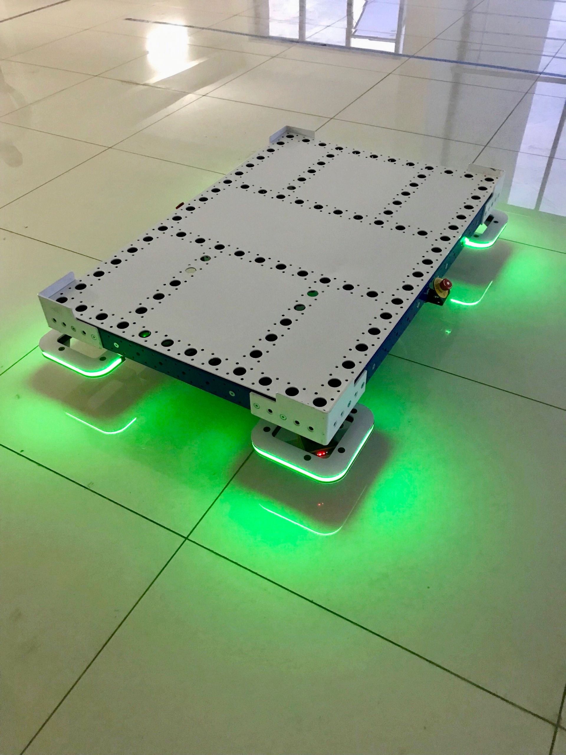 FlexQube erhält erste eQart Bestellung aus Deutschland