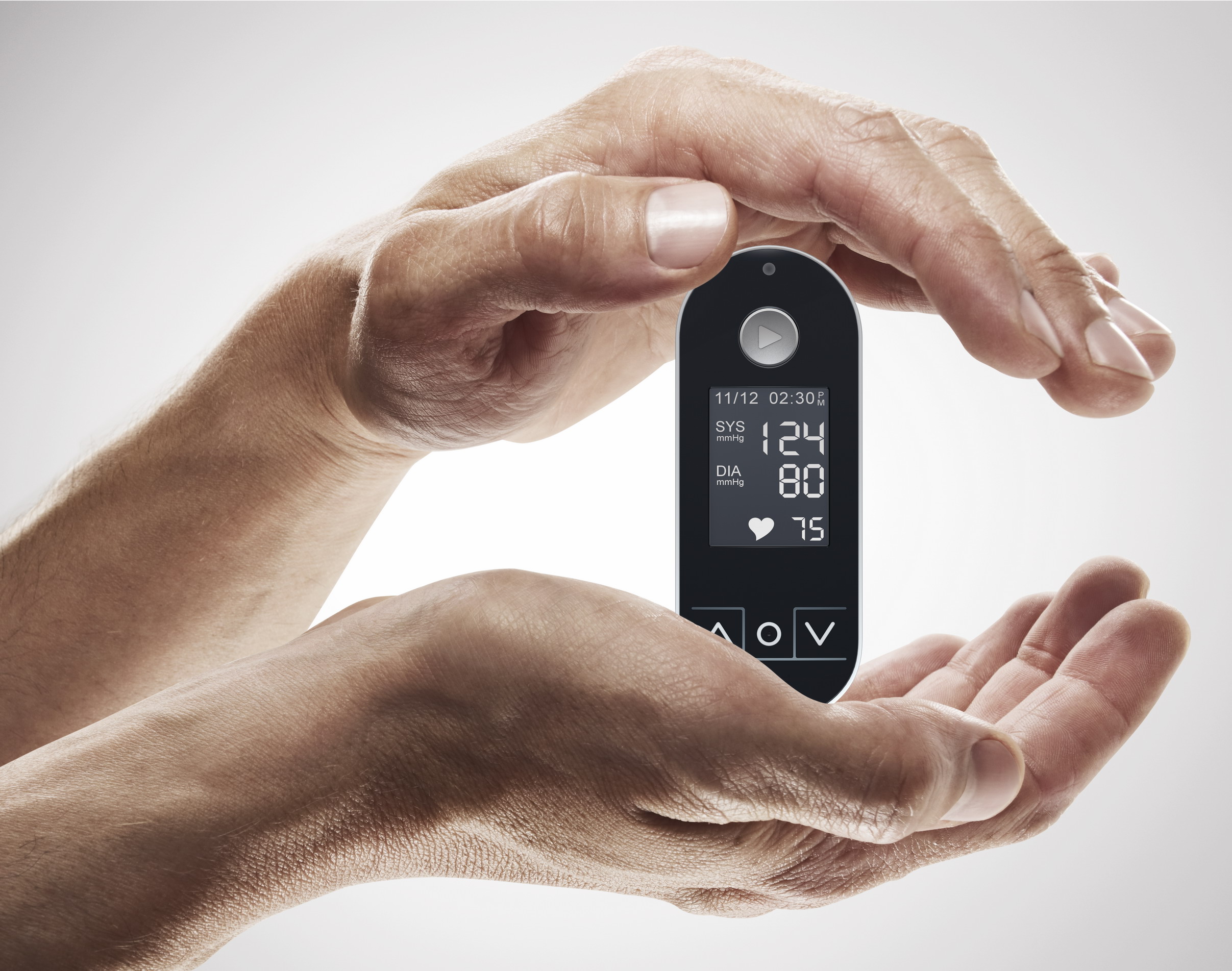 Neuheit: Hightech-Blutdruckmessgerät Maisense Freescan®