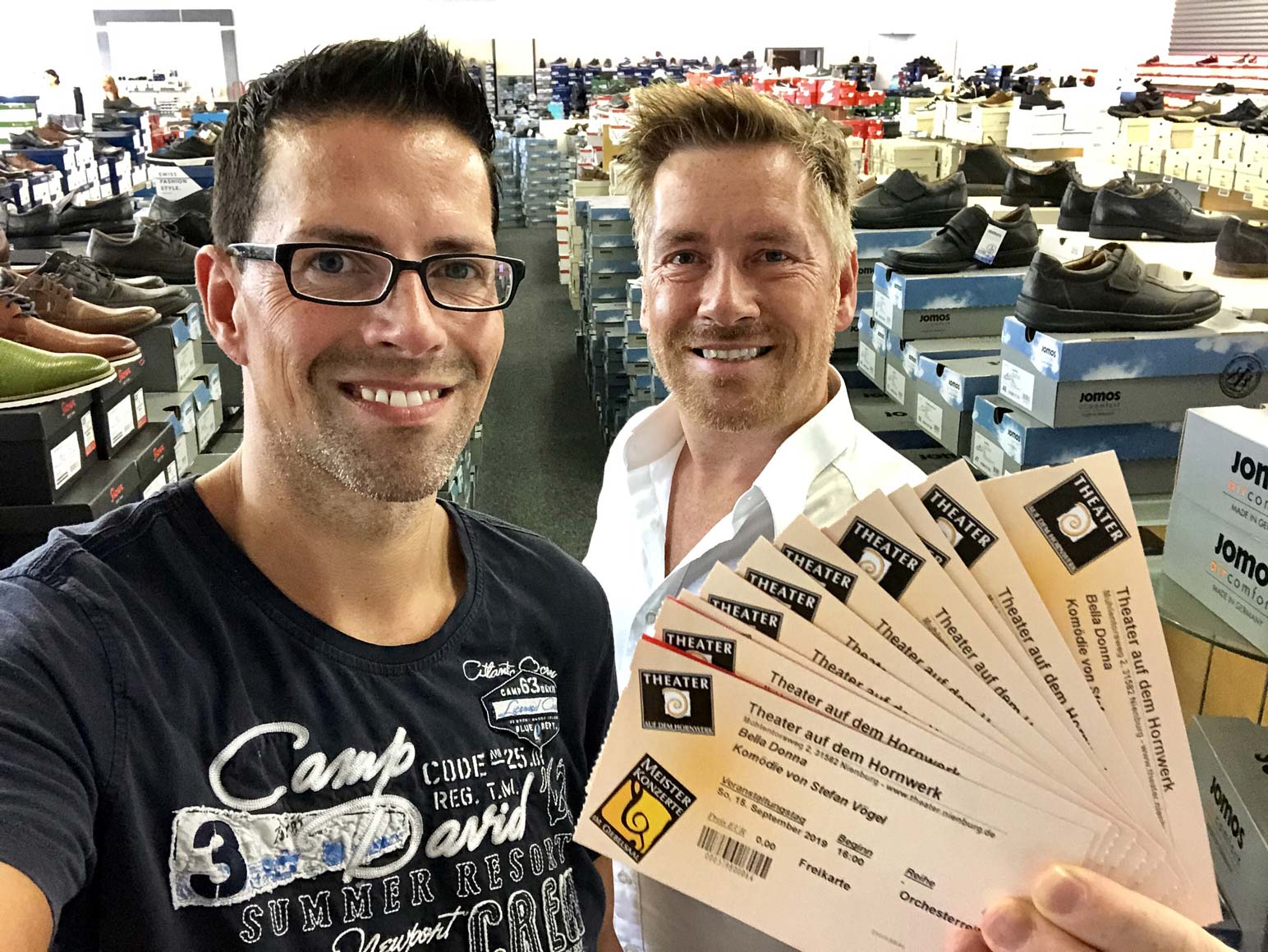 Schuhplus verlost Freikarten bei Super-Summer-Verlosung