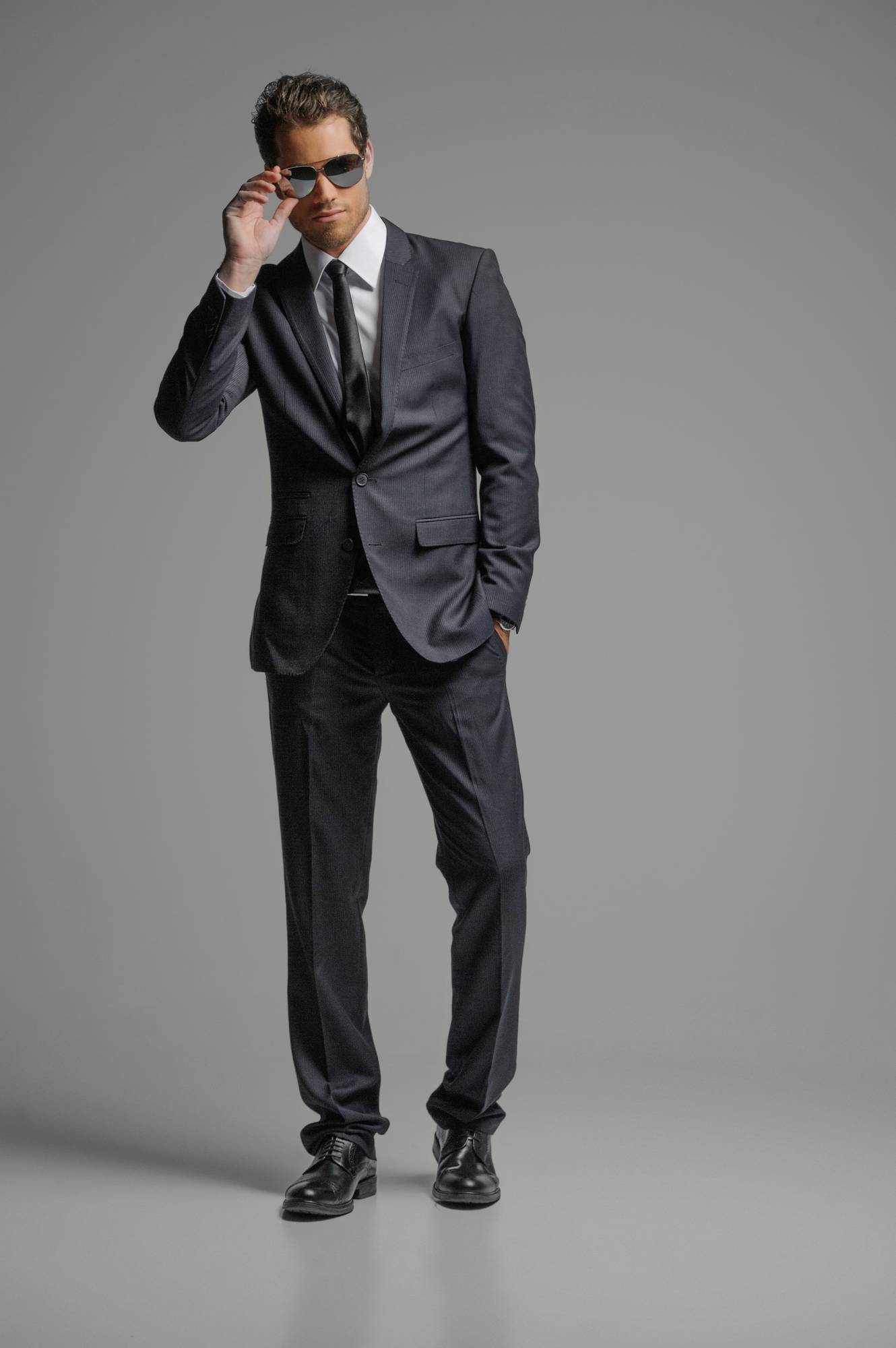 Grosse Herrenschuhe für den modebewussten Mann bei schuhplus