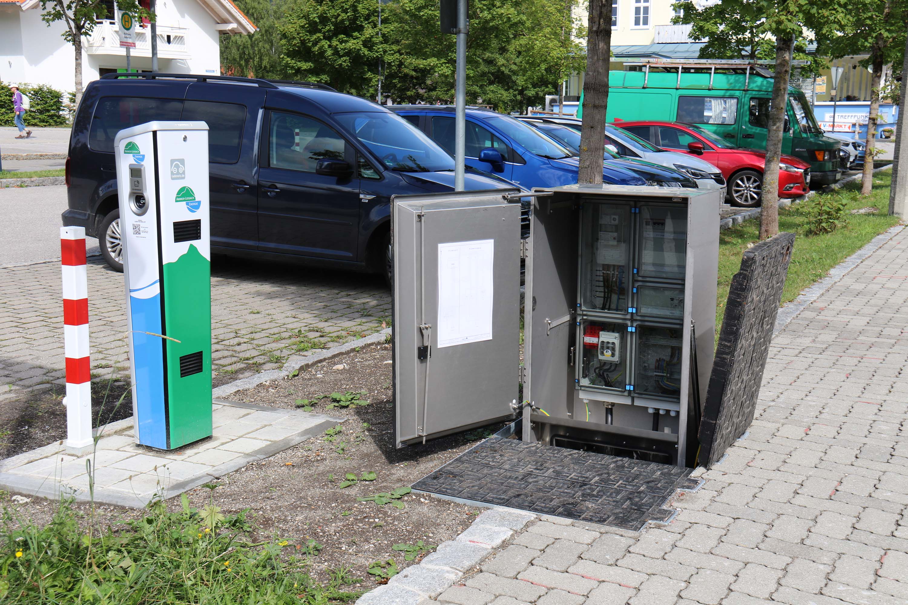 Innovativer Unterflur-Netzanschluss perfekt für eMobility