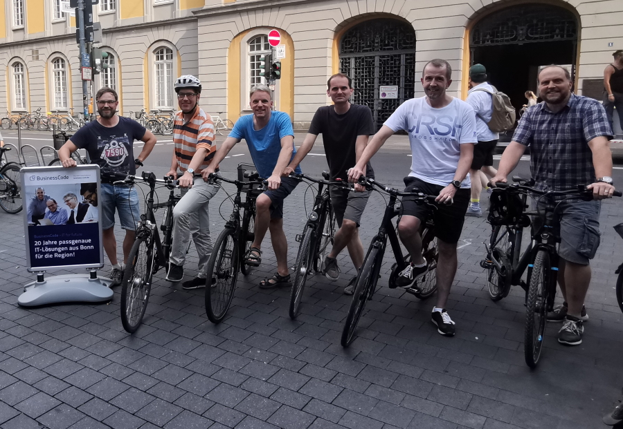 Für Umweltspur in Bonn gerüstet: BusinessCode bietet Mitarbeitern Firmenfahrräder an