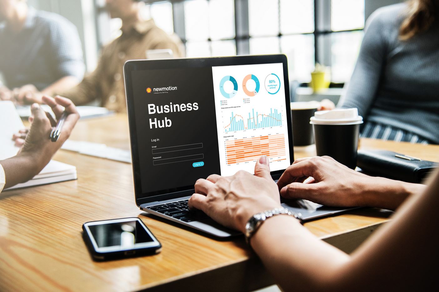 Neue Business-Plattform von NewMotion liefert bessere Einblicke in Ladevorgänge und Ladepunktnutzung von E-Autos