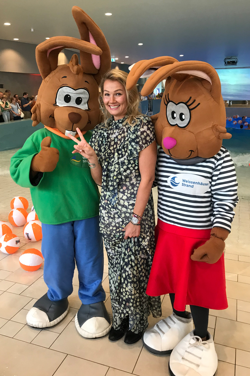 Offizielle Eröffnung Erweiterung Subtropisches Badeparadies mit Wellenbad