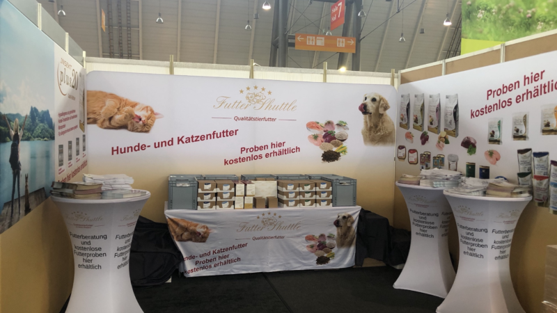 Animal Stuttgart 2019. Futter Shuttle verteilt kostenlose Hunde- und Katzenfutter Proben