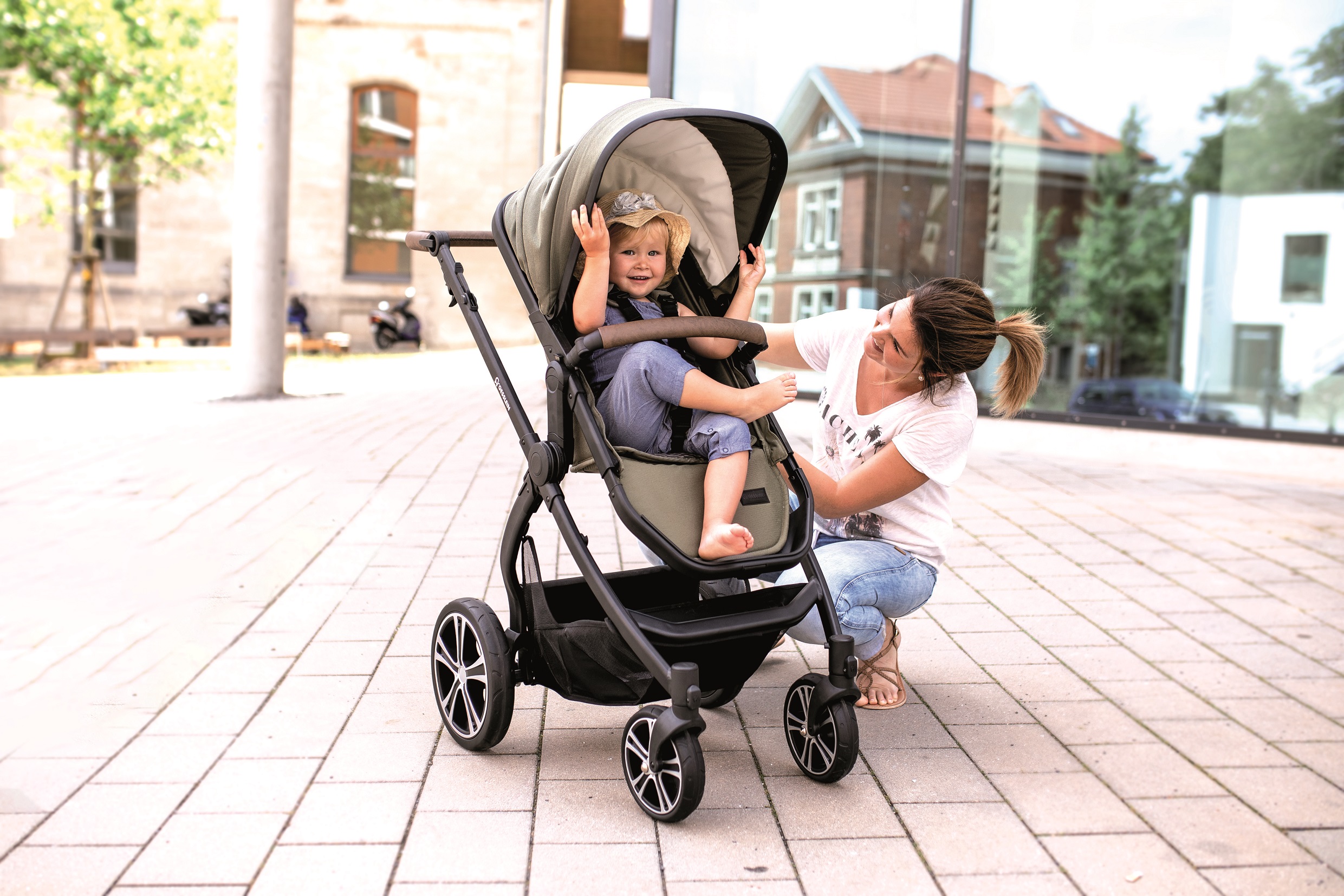 Kinderwagen FX4 Life: Der flexible Begleiter fürs Familienleben