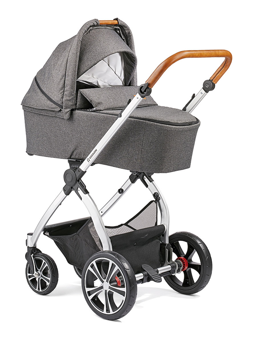 Babywanne CX3: extra-große Liegefläche & maximaler Sonnenschutz