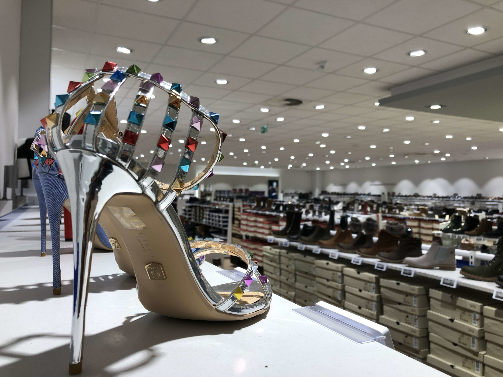 Übergrößen Damenschuhe für jeden Anlass bei schuhplus in Kaltenkirchen