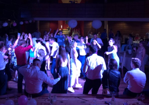 Die besten Lieder für die Hochzeit in Karlsruhe – Tipps vom DJ