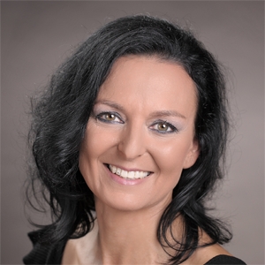 Beatrix Stäuble-Maag ist eine der Top Speaker, auf der vierten Speaker Cruise der Welt von Ernst Crameri, vom 13. bis 14. März 2020 ab Düsseldorf