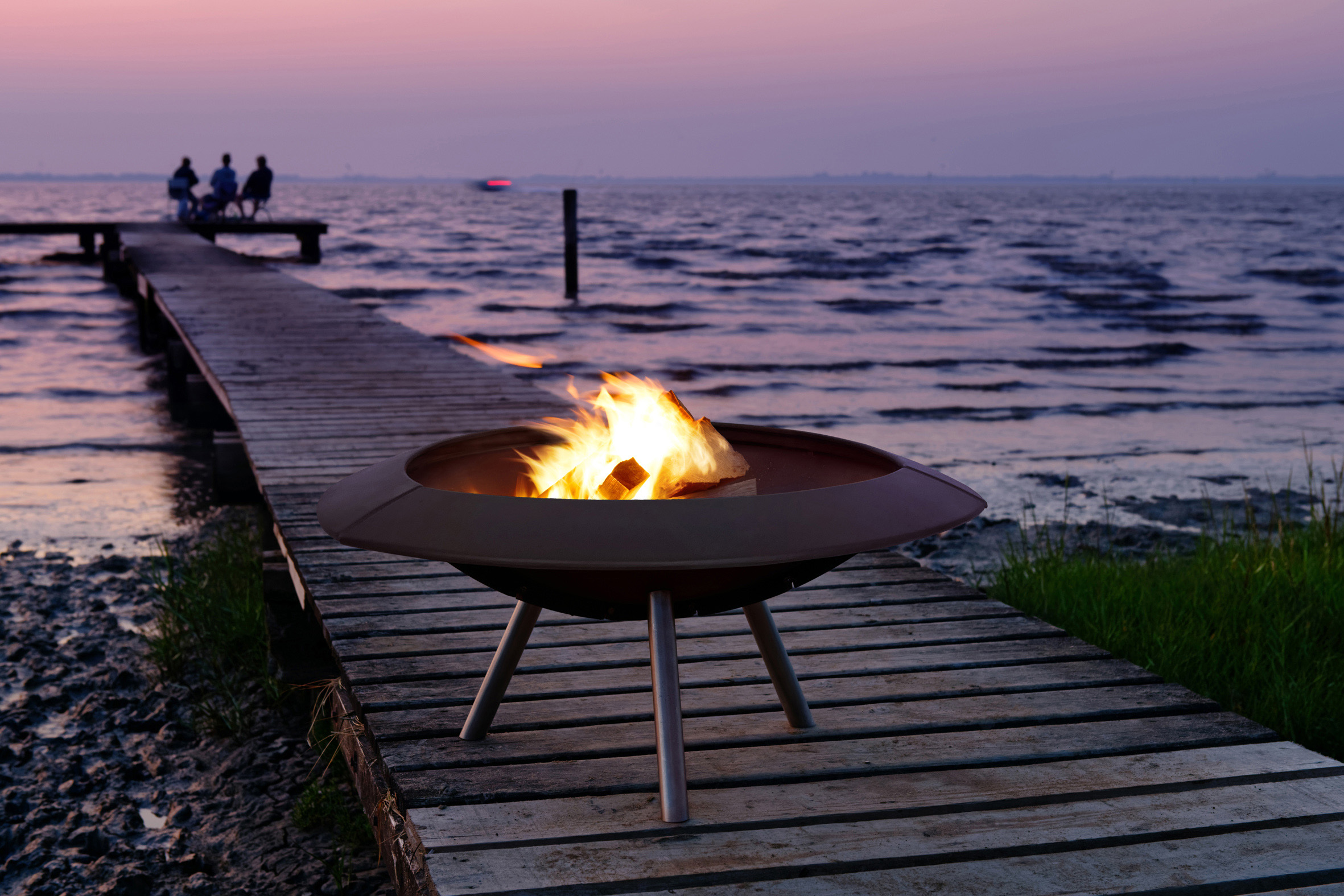 Kraftvolle Flammen läuten das Frühjahr ein