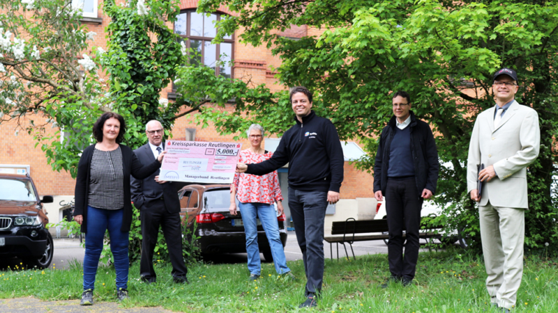 Managerbund Reutlingen unterstuetzt die Reutlinger Tafel – 5.000 Euro Spende