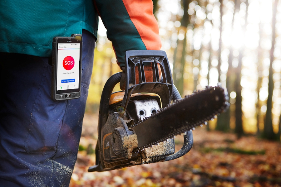 Bosch GuardMe schützt Alleinarbeiter und ermöglicht schnelle Hilfe bei Notfällen