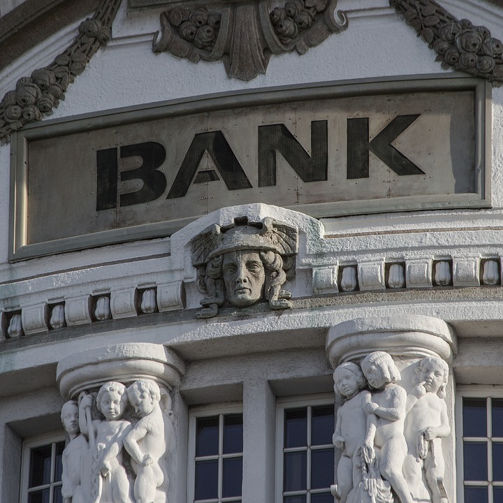 European Banking Federation: Online Seminar zu Bank-Domains