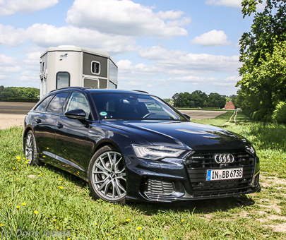 Pferdeanhänger-Zugfahrzeugtest auf Mit-Pferden-reisen: Audi A6 Avant