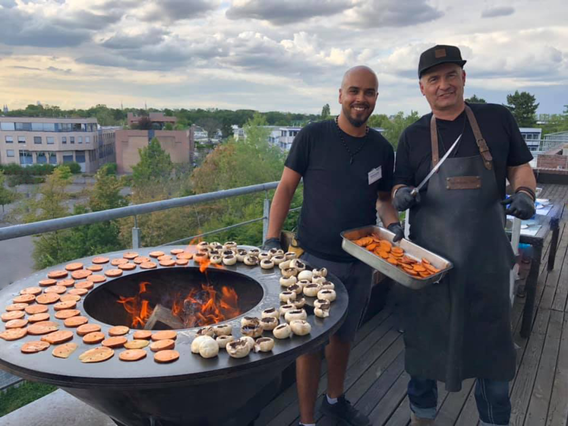 Let´s BBQ together – Kontaktlose Online-Grill-Events für Teams