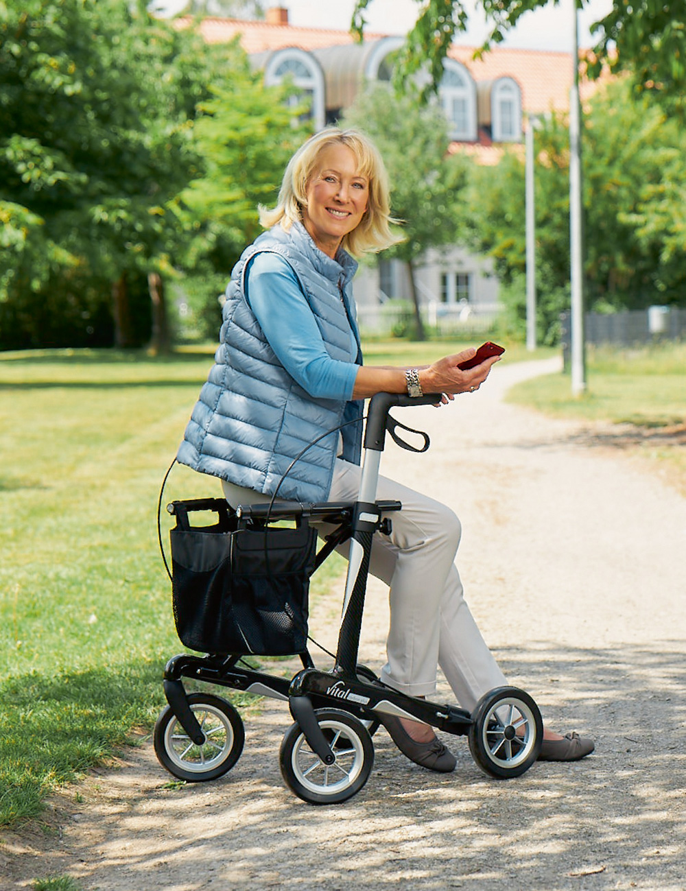 Neuer RUSSKA Rollator vital carbon plus