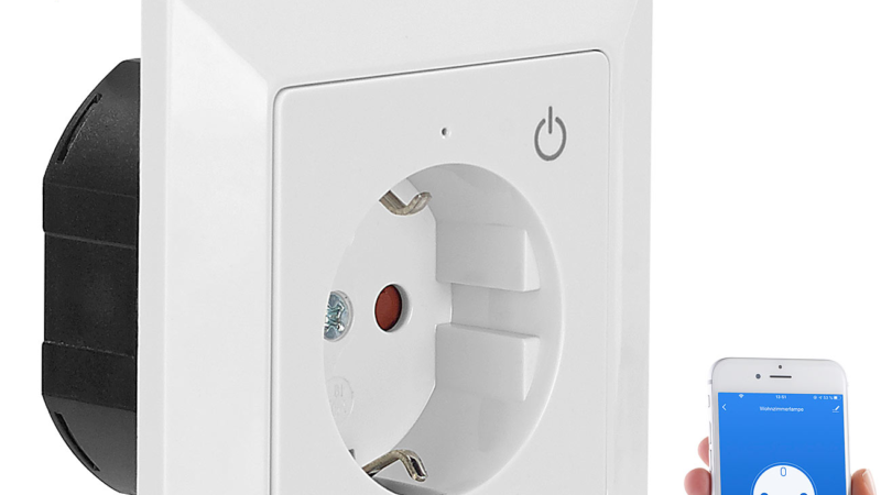 Luminea Home Control WLAN-Unterputz-Steckdose mit App