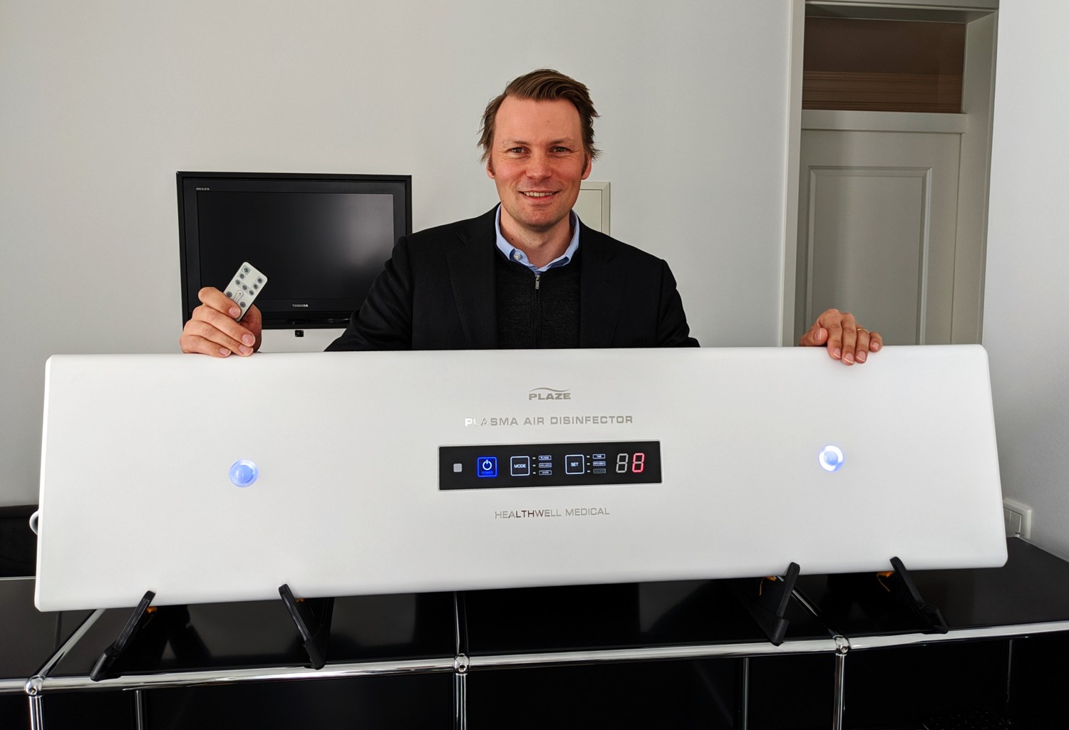 Weltneuheit im Kampf gegen Corona: Hochwirksame Luft- und Raumdesinfektion erstmals mit einem Gerät