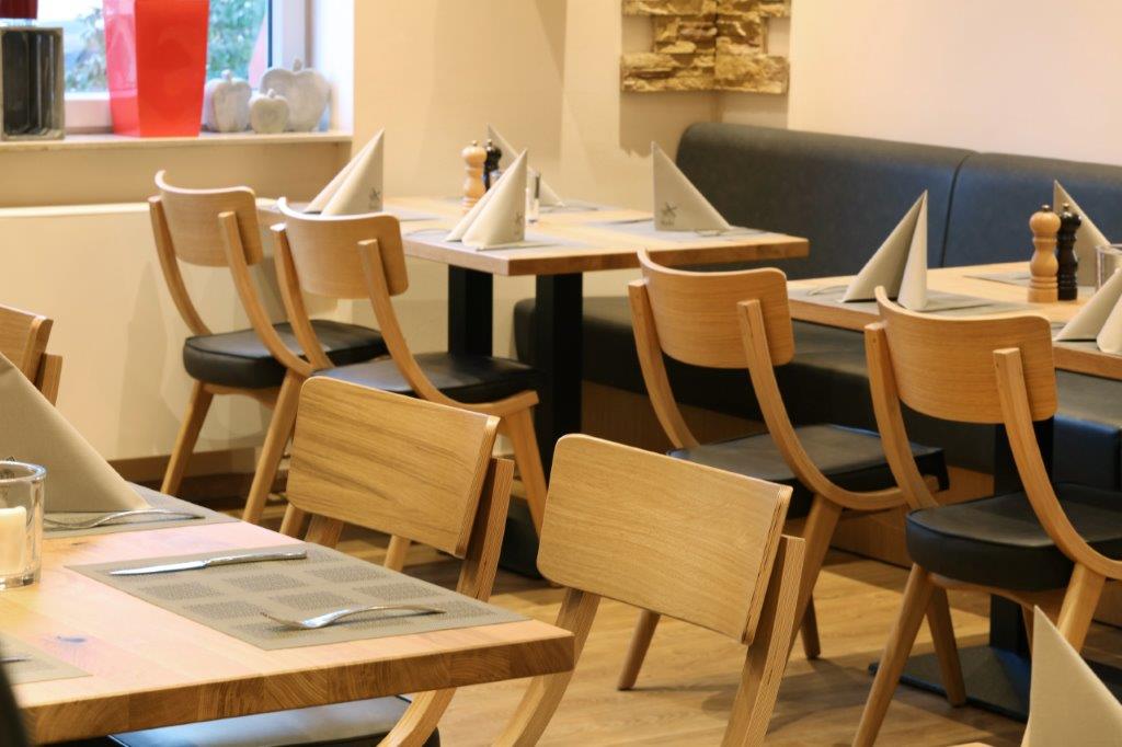 Gastrostuhl Verena im Hygge-Stil