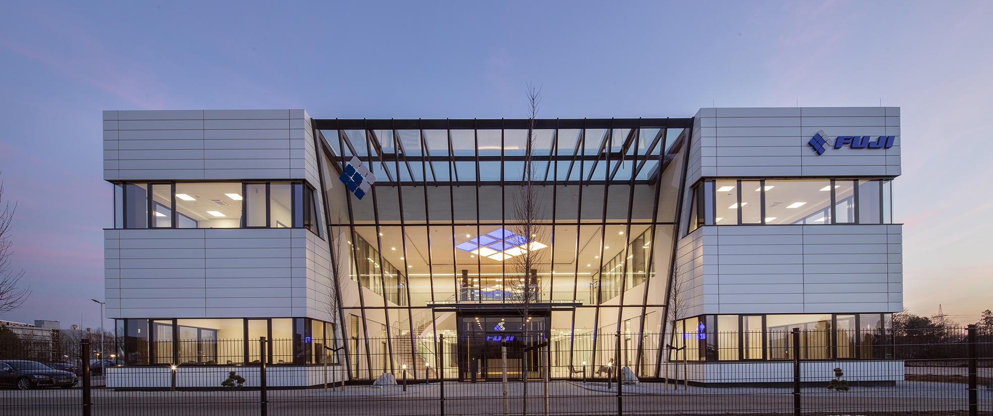 TOWER-FACTORY GmbH geht in FUJI EUROPE CORPORATION GmbH auf