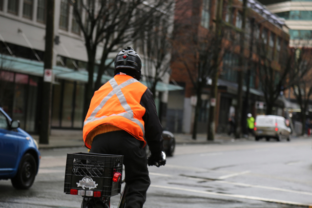 Fahrradfahren im Herbst und Winter – Saisonale Verbraucherinformation der ERGO Versicherung