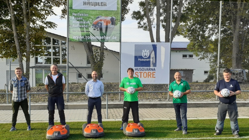Rasenroboter verdrängen Sportplatzmäher