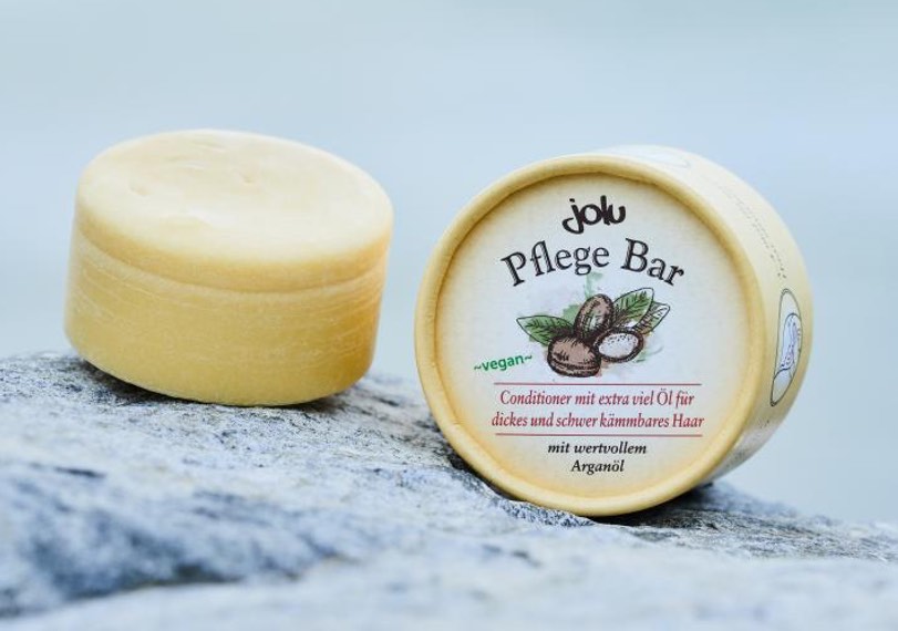 Natürliche Haarpflege für lange Haare