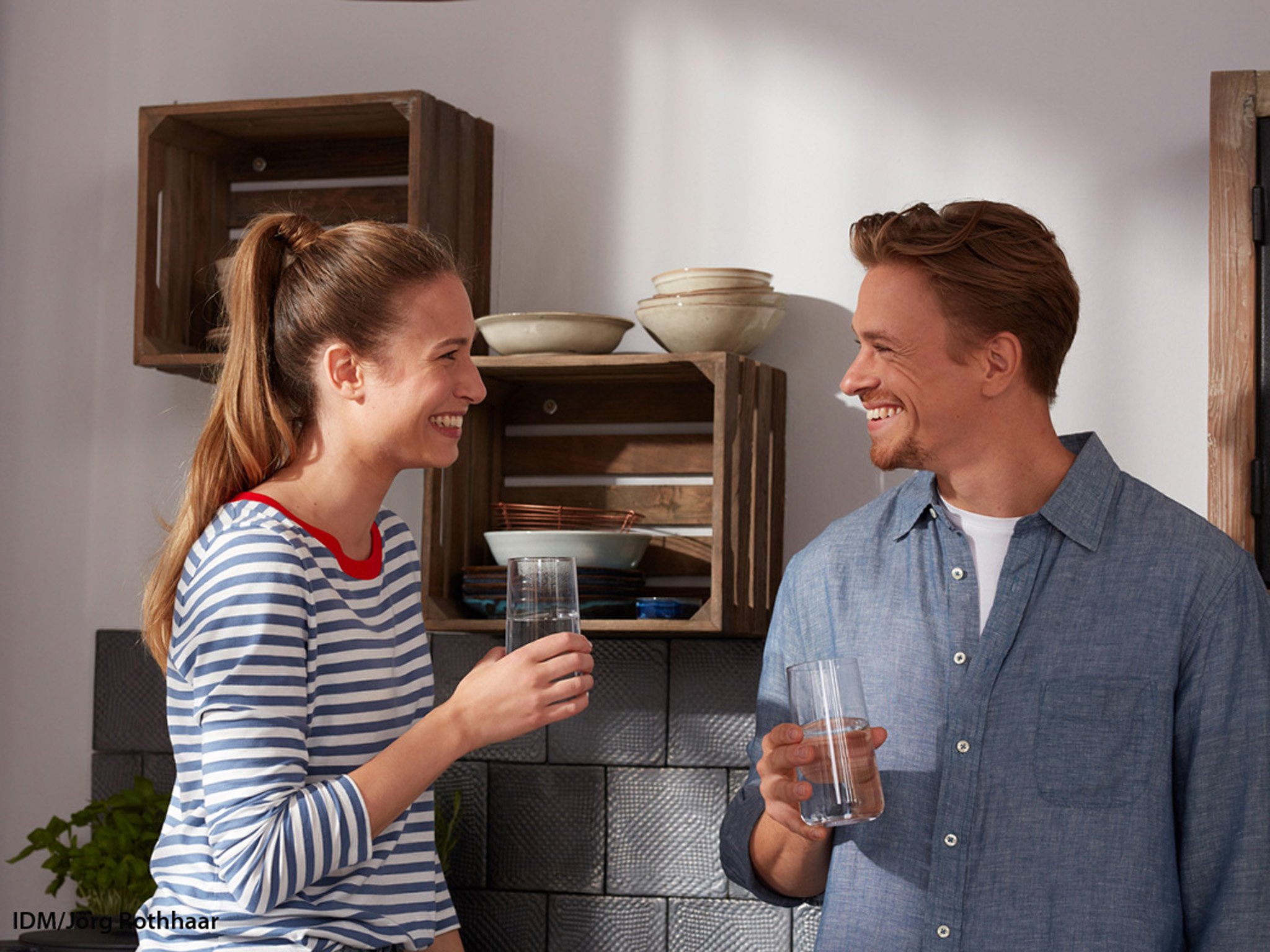 Fit durchs neue Jahr – viel mehr als ein guter Vorsatz: Warum genug trinken so wichtig ist