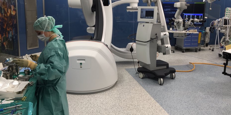 Hirntumor: Patienten aus dem Raum Köln schonend operieren