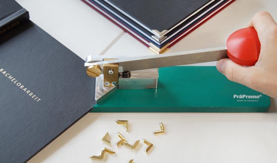 Abschlussarbeiten online drucken und binden lassen – Diplomarbeit-Print bietet besten Service während Corona