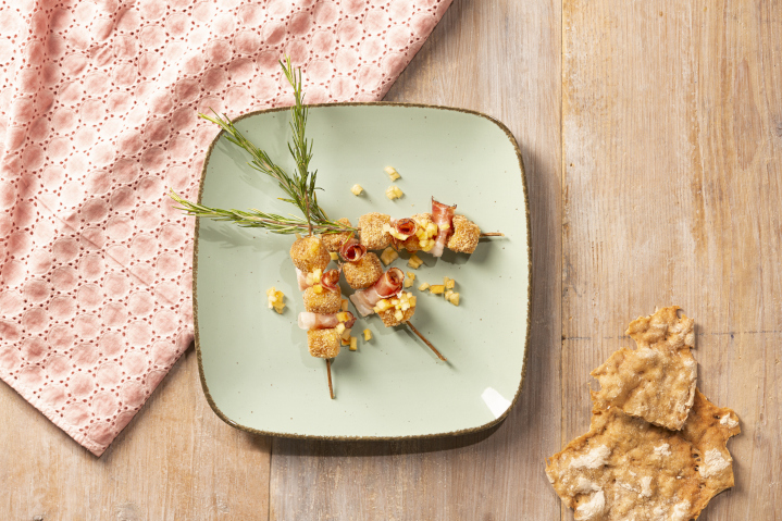 Fingerfood mit Alpenflair: Käsespießchen mit Stilfser g.U. Käse