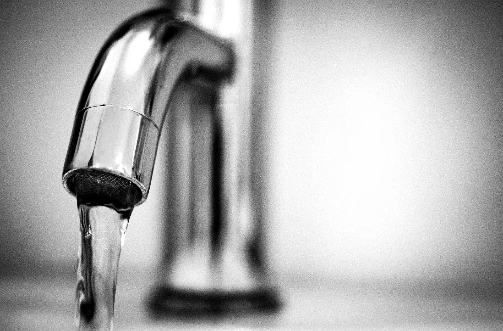 Wasserenthärtungsanlagen und Feinfilter vom Haustechnikshop Selfio  schützen die Wasserinstallation