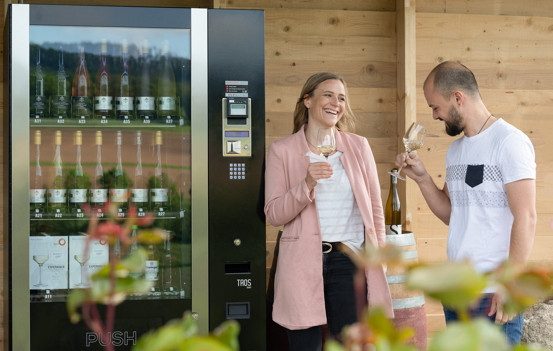 Erstmalig 24/7 Weingenuss am Naturpark Stromberg: Vinomat beim Weingut Sonnenhof