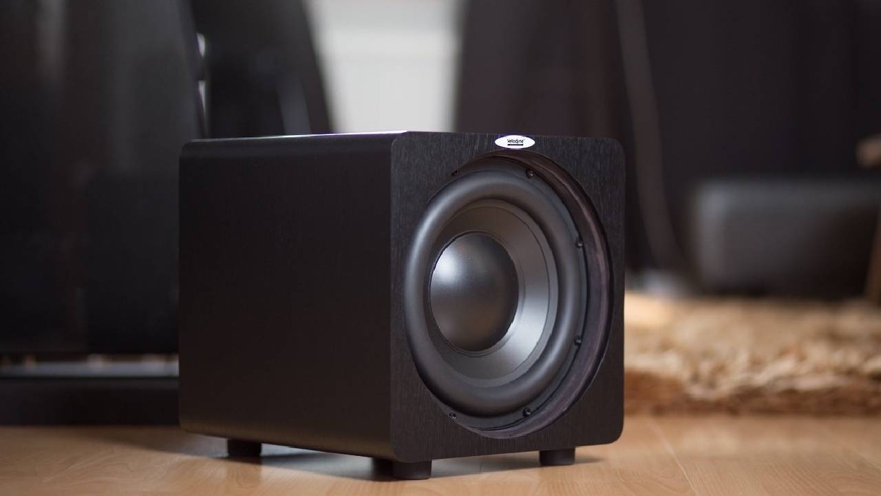 Velodyne Acoustics Subwoofer DB-8: kompakt und klangstark